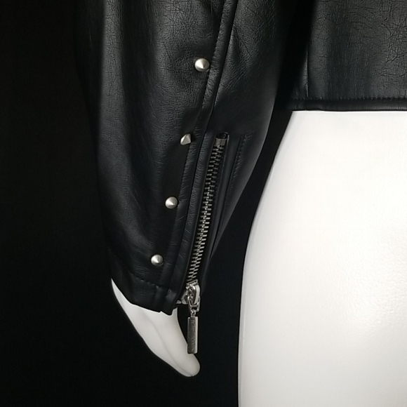 🎉HP🎉Torrid Betsey Johnson Faux Leather Jacket - Picture 8 of 11